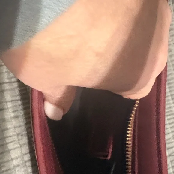 Dolce Vita burgundy Shoulder Bag - Picture 5 of 5